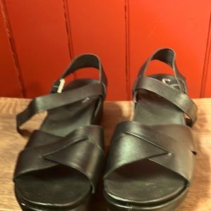 Black platform leather Sandals size 7.5